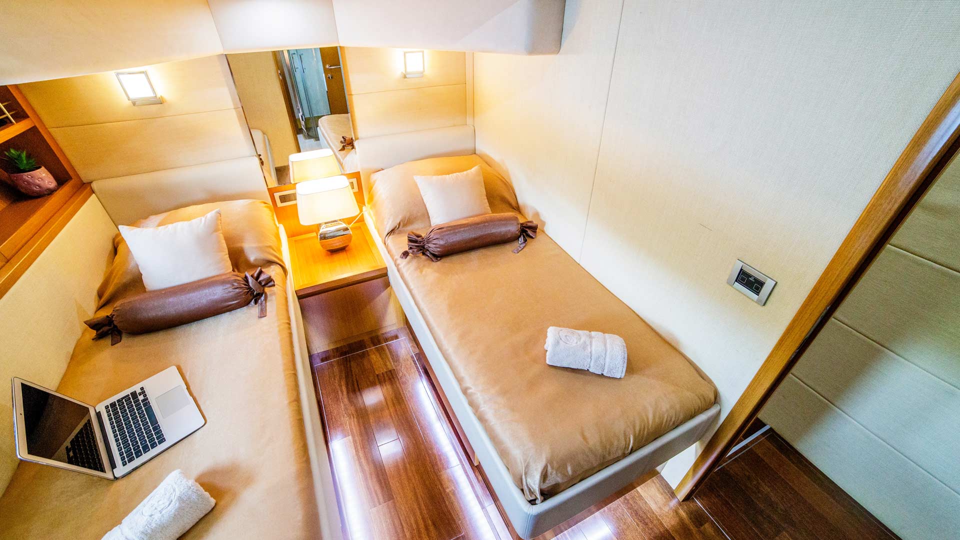 [FERRETTI-YACHT-ORLANDO]-1366-44.jpg