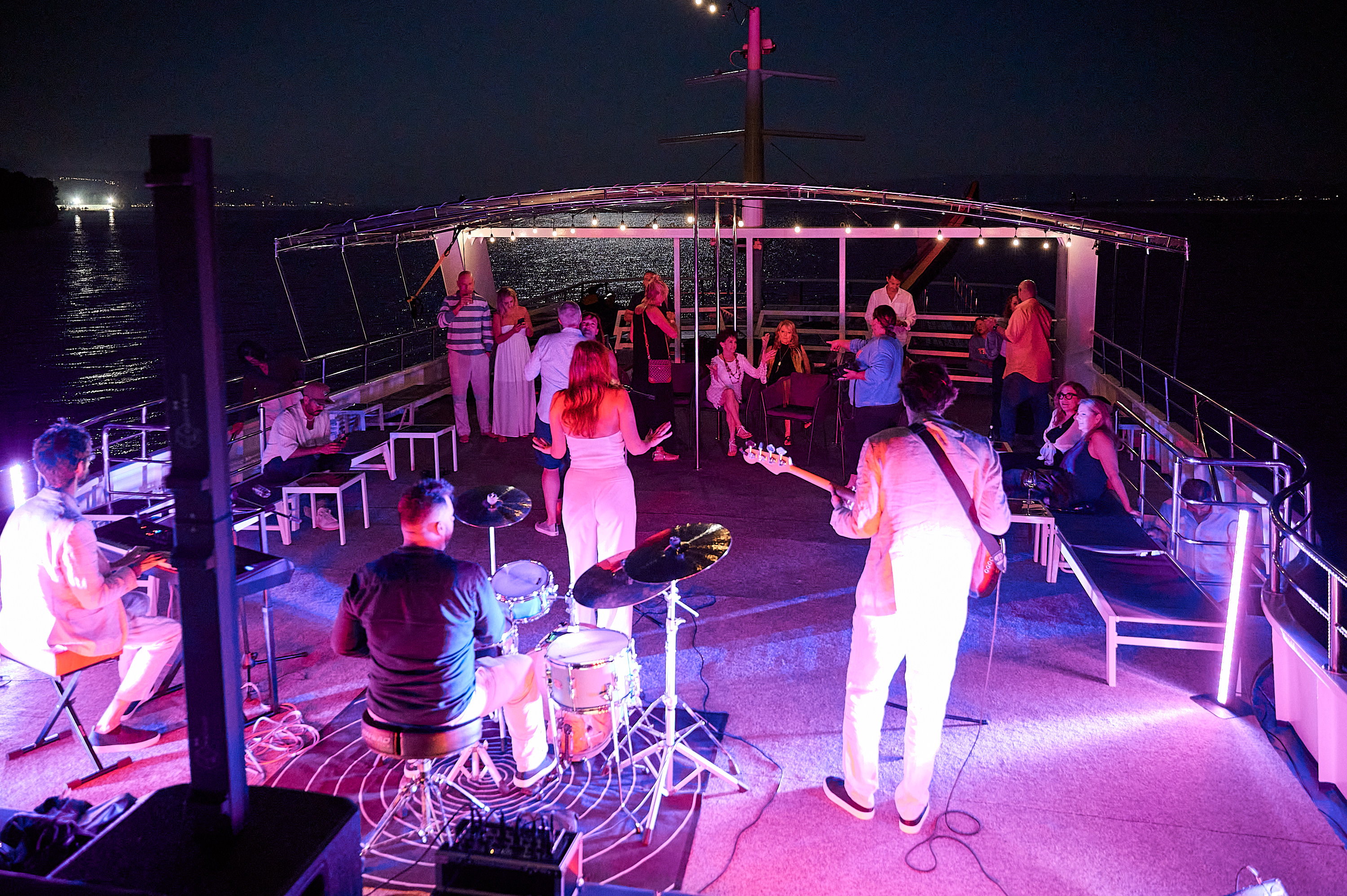 [LUPAS-MARE]-13446-79.jpg