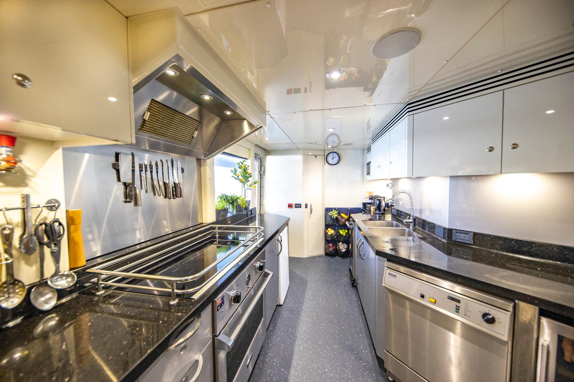 [LUXURY-CATAMARAN-SPIRIT]-1094-31.jpg