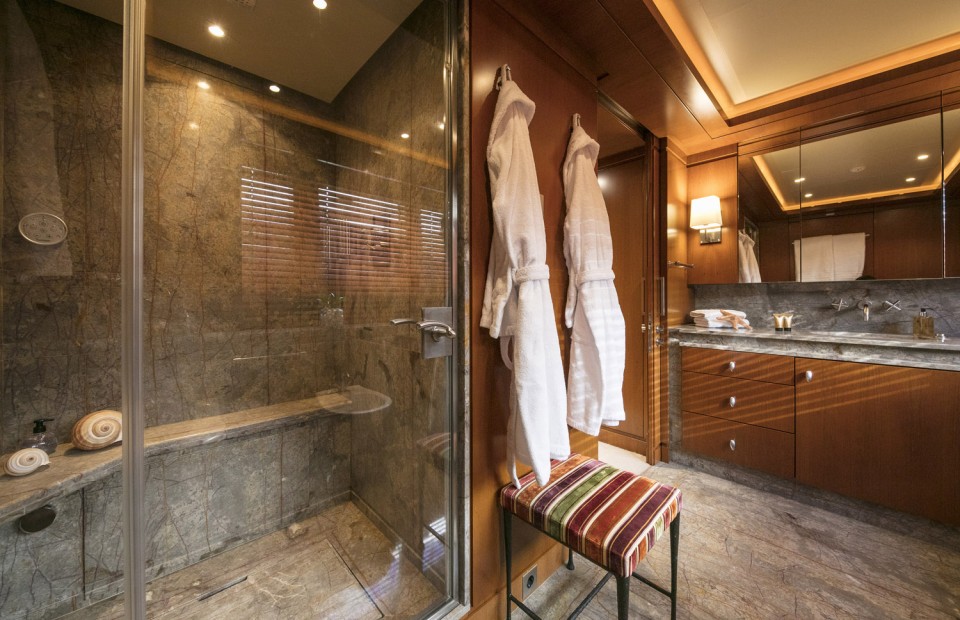 [LUXURY-YACHT-ELLIX-TOO]-1226-68.jpg
