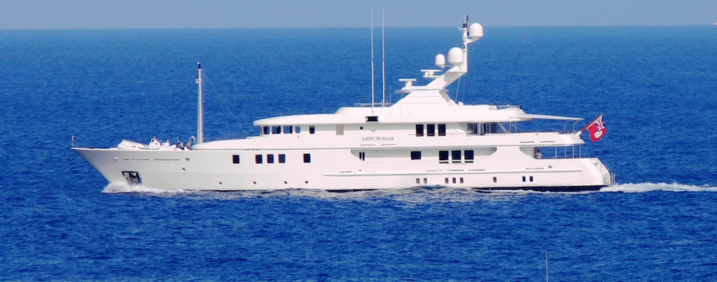 [LUXURY-YACHT-LADY-IN-BLUE]-1016-13.jpg