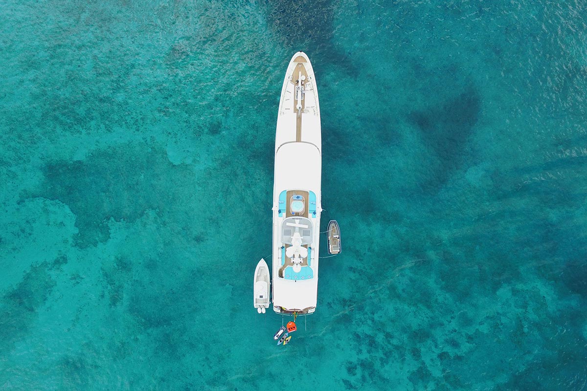 [LUXURY-YACHT-LADY-IN-BLUE]-1016-15.jpg