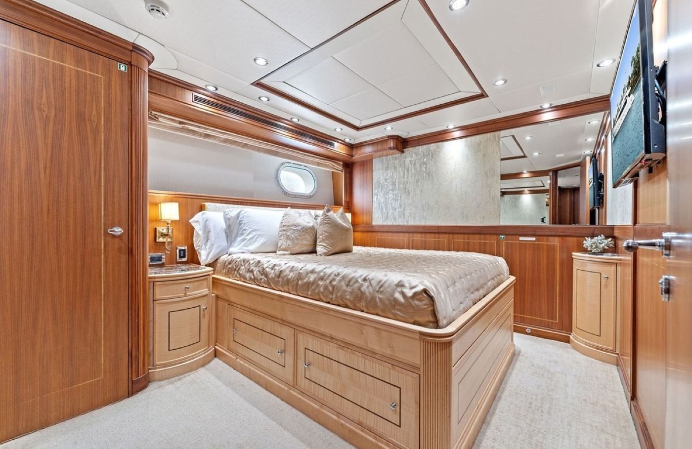 [LUXURY-YACHT-MUSE]-1182-56.jpg