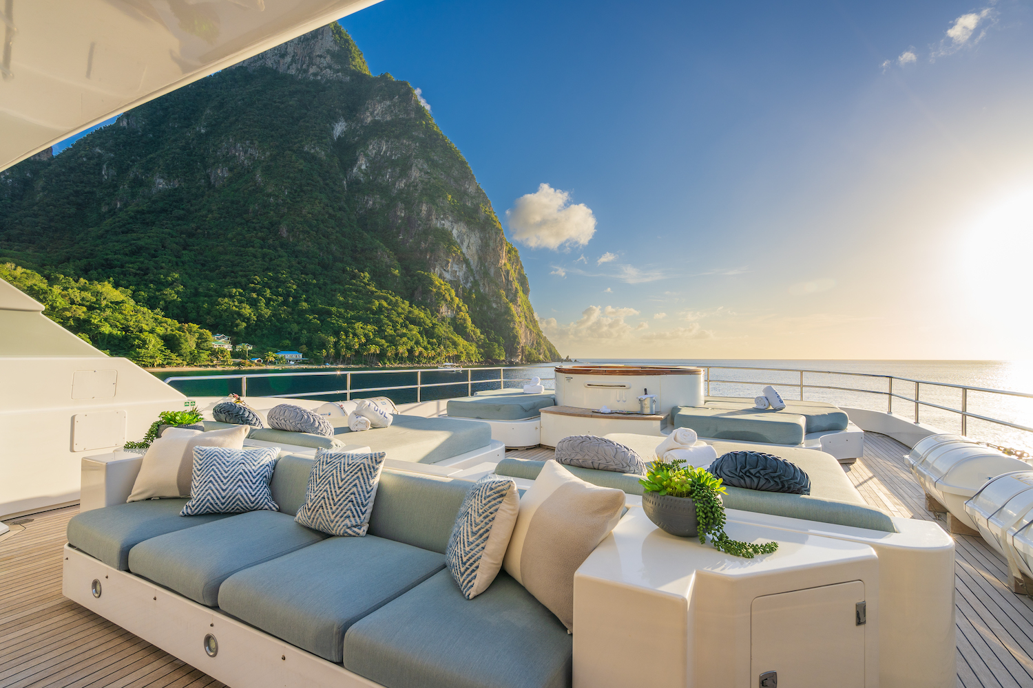 [LUXURY-YACHT-OCEANOS]-1141-38.jpg