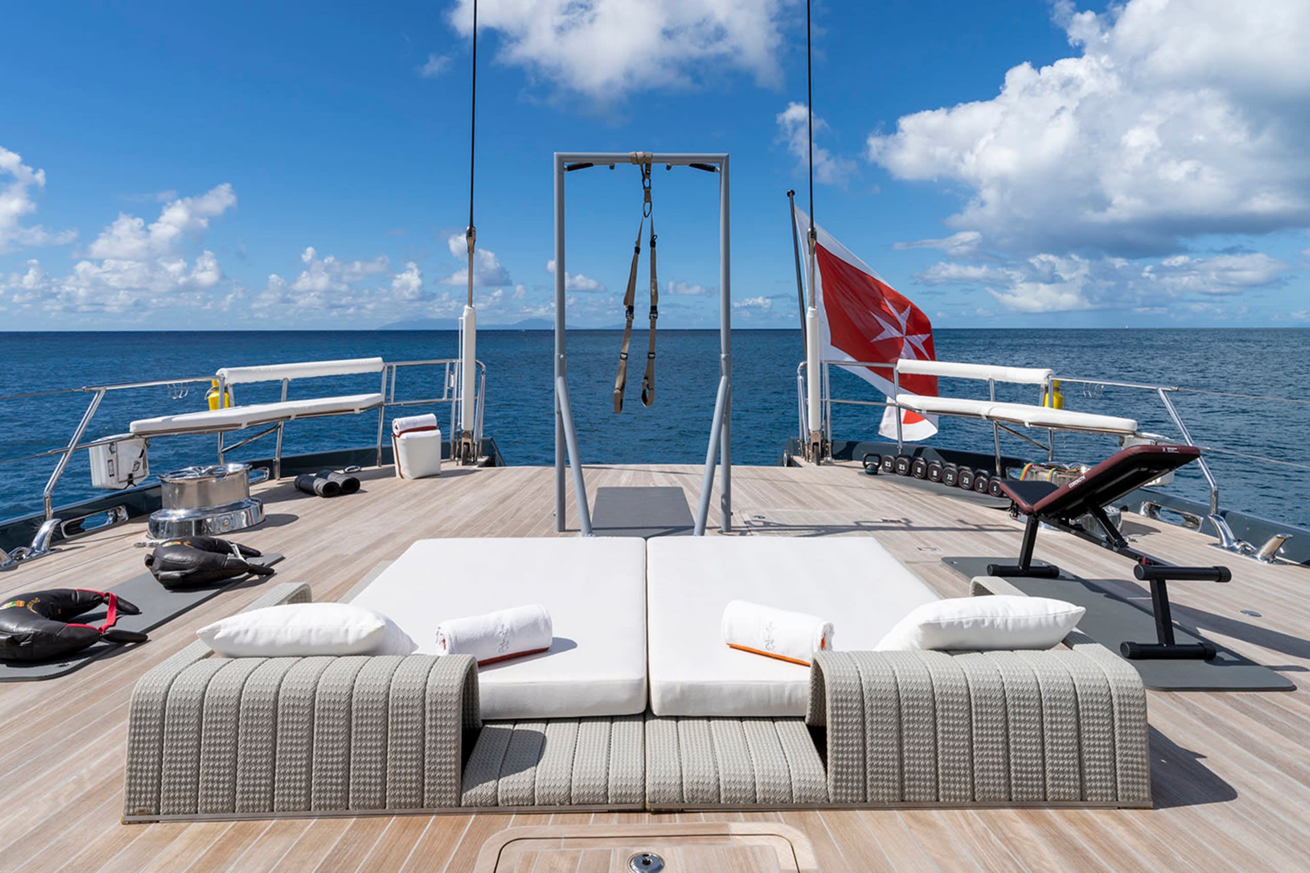 [LUXURY-YACHT-RED-DRAGON]-1402-1.jpg