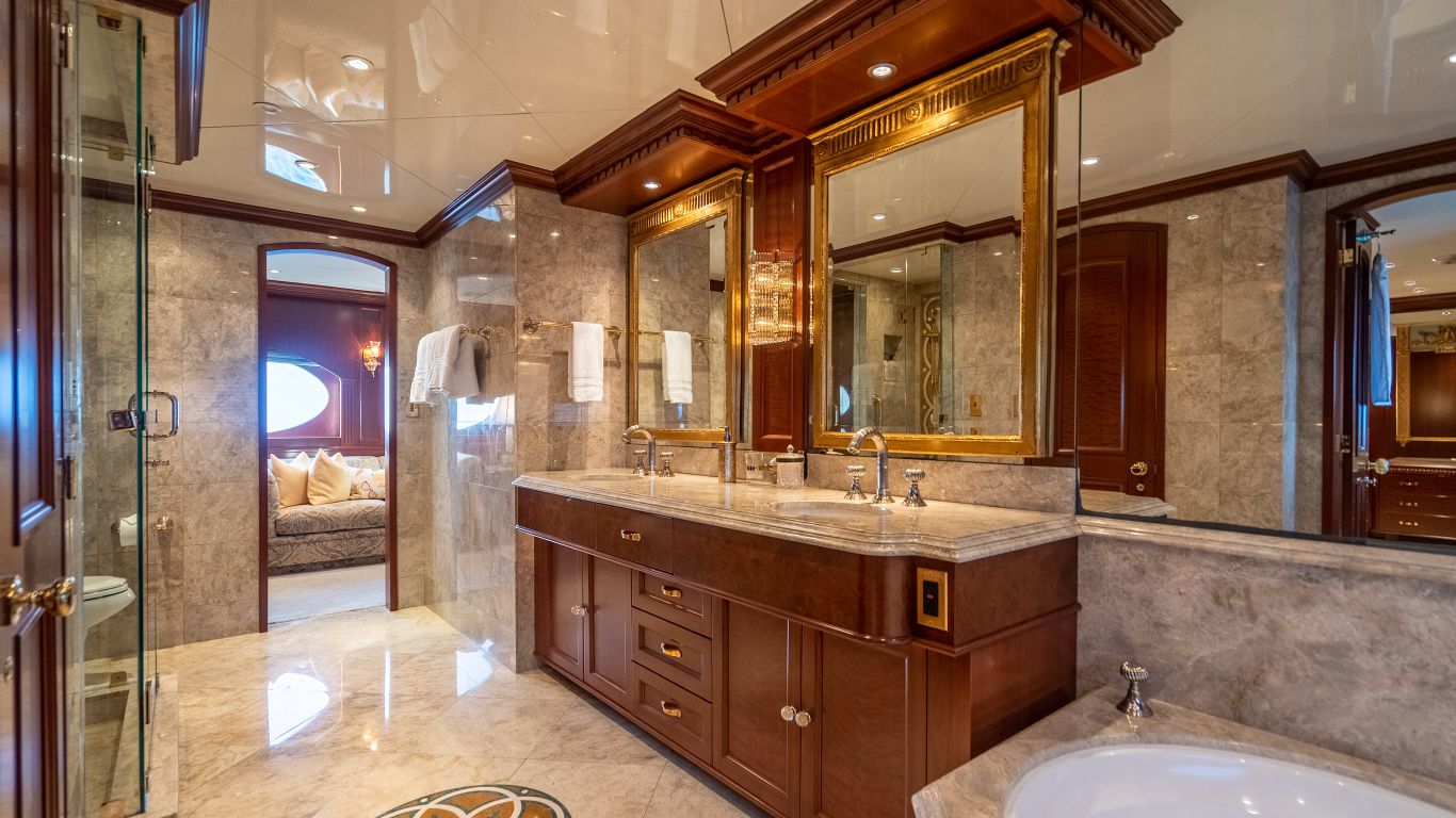 [LUXURY-YACHT-RELENTLESS]-1380-49.jpg
