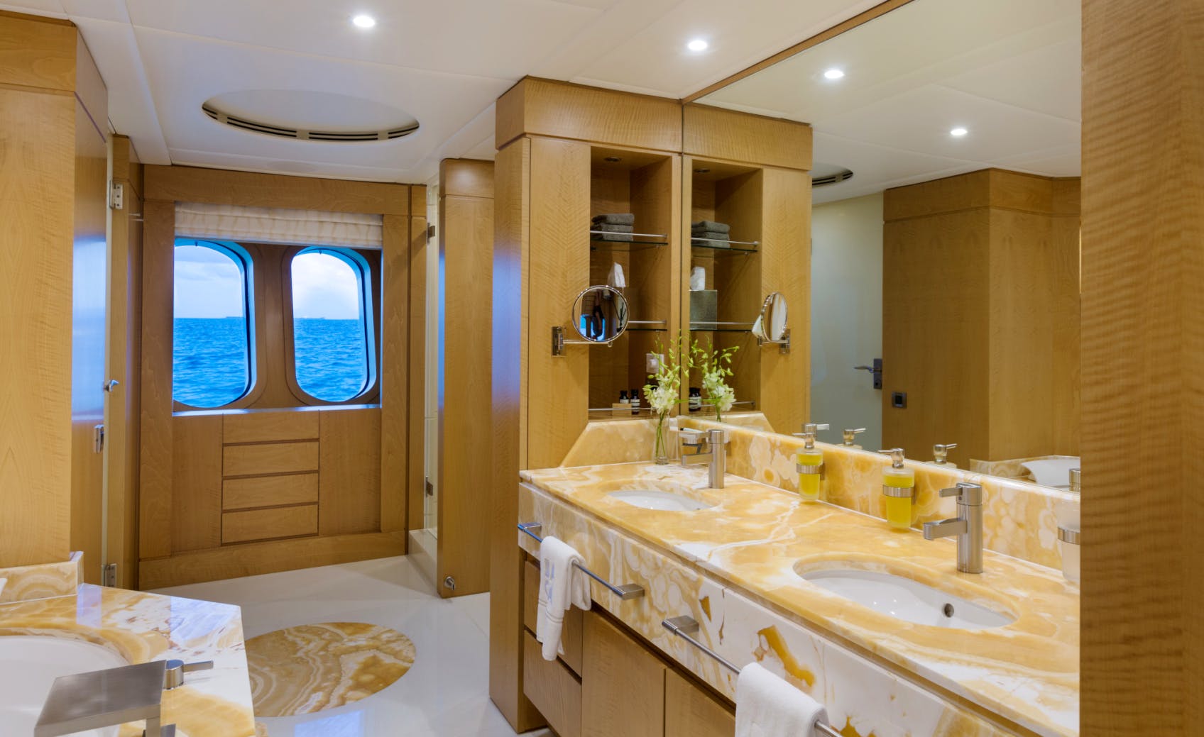 [LUXURY-YACHT-TRIPLE--EX-CANELI]-10126-81.jpg