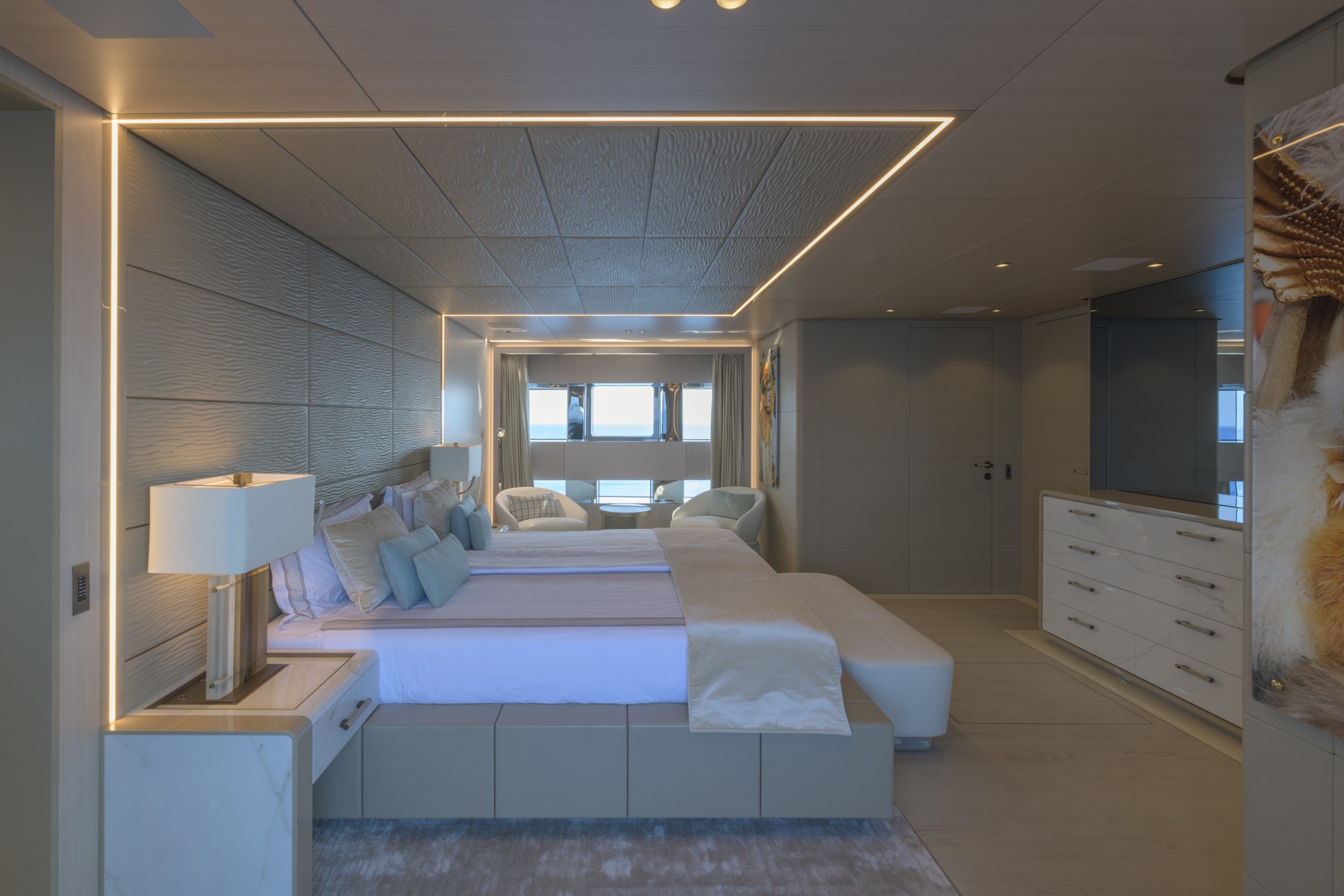 [M-CONTEMPORARY-SUPERYACHT-BY-ROSSINAVI]-13689-7.jpg
