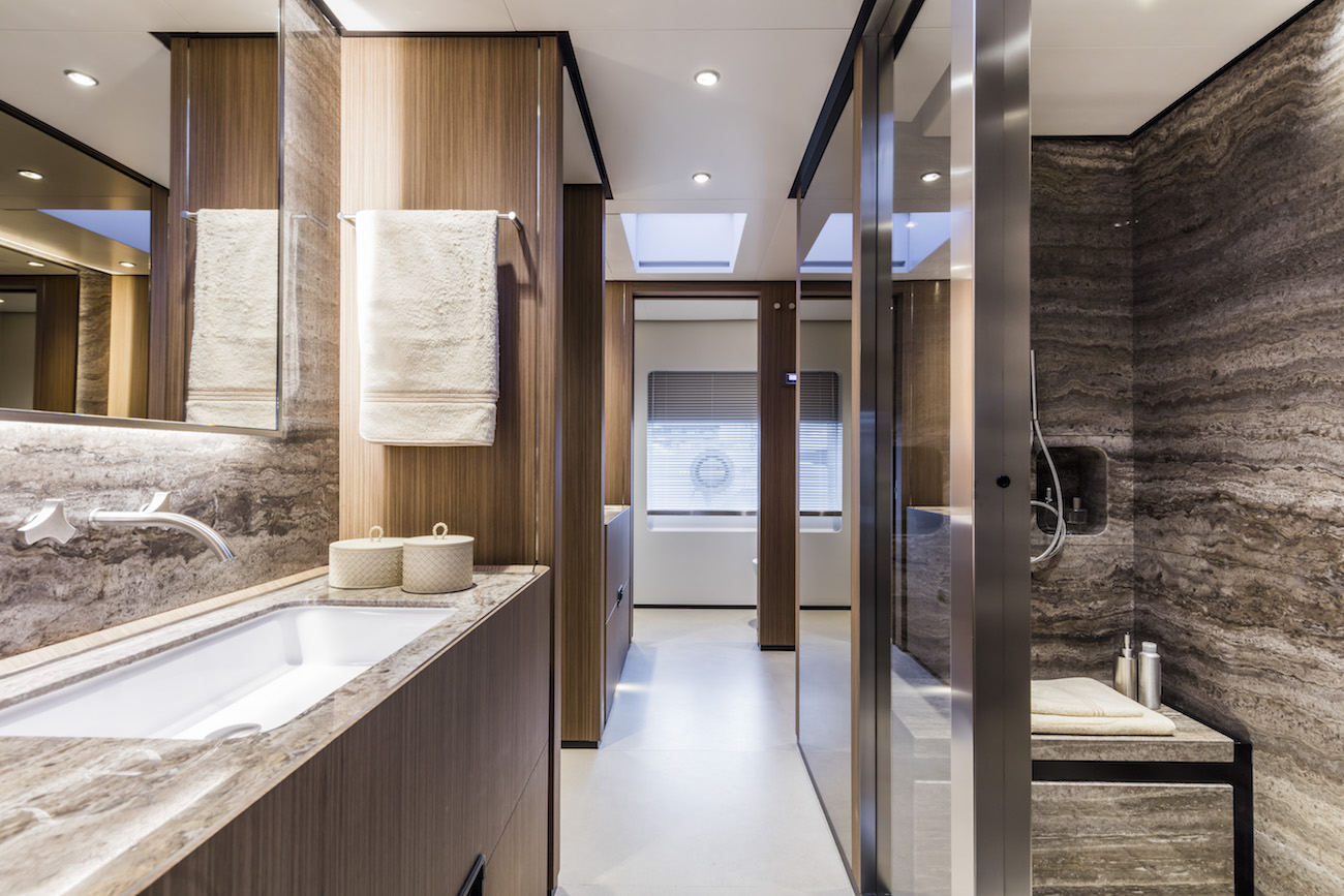[M-CUSTOM-LINE-SUPERYACHT-BY-FERRETTI-GROUP]-12484-12.jpg