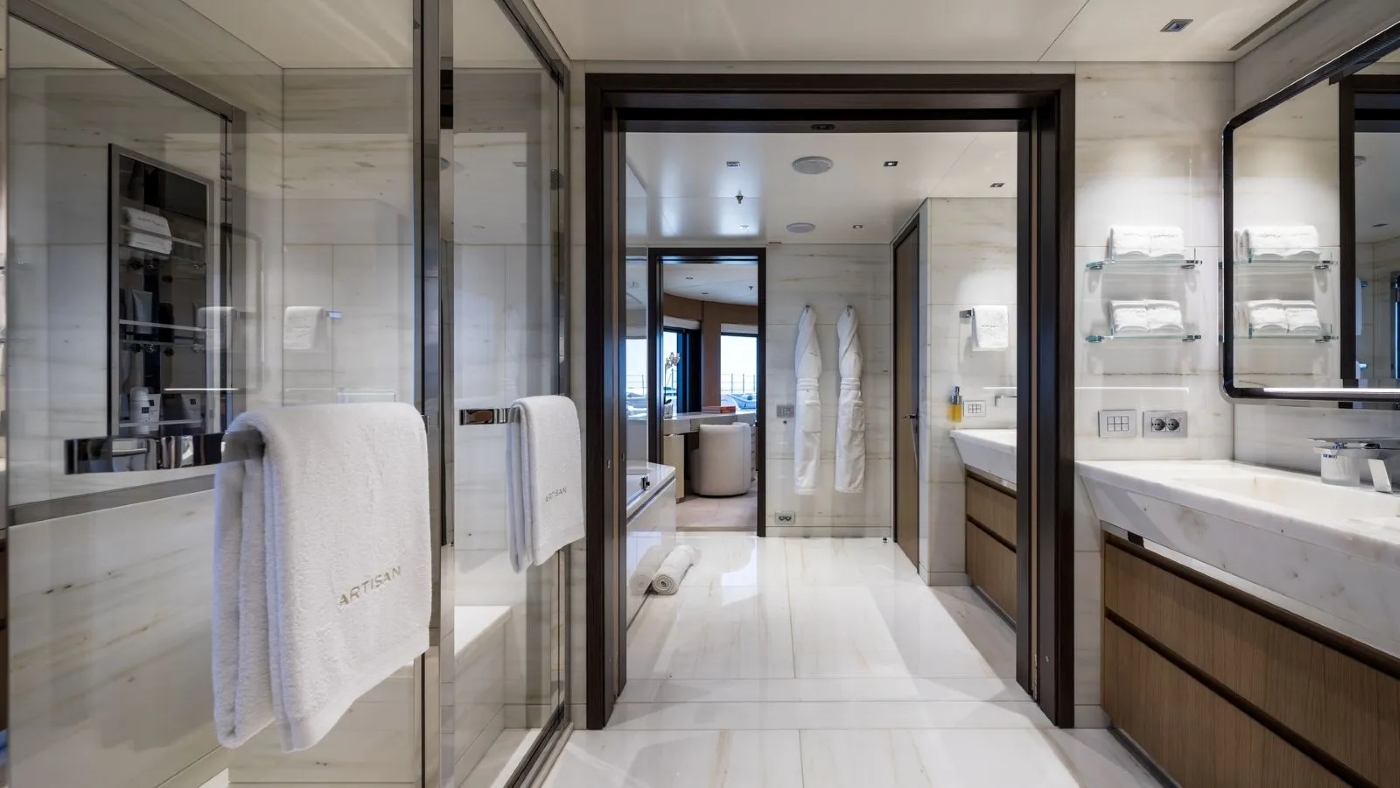 [M-CUSTOM-LUXURY-SUPERYACHT]-14330-110.jpg