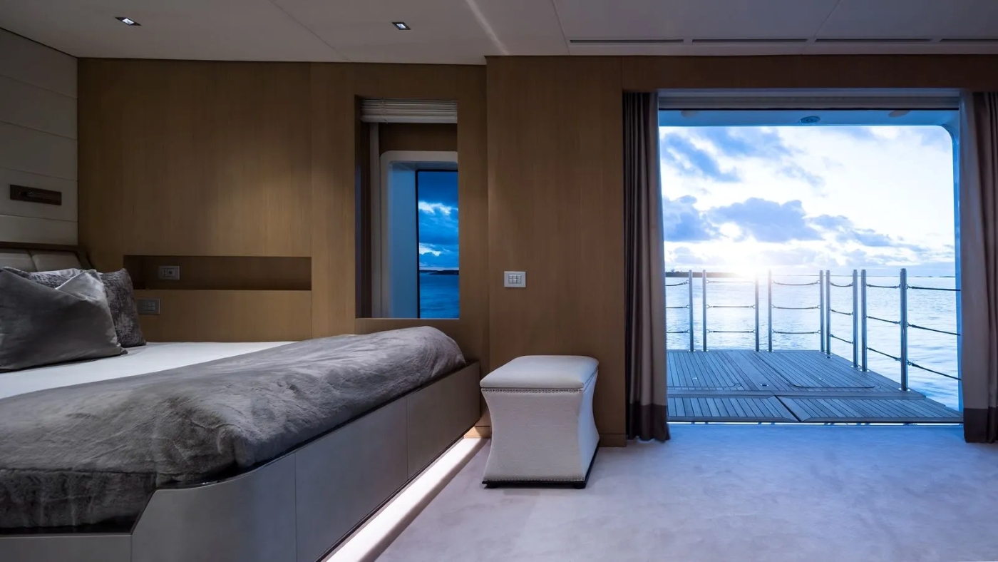 [M-CUSTOM-LUXURY-SUPERYACHT]-14330-111.jpg