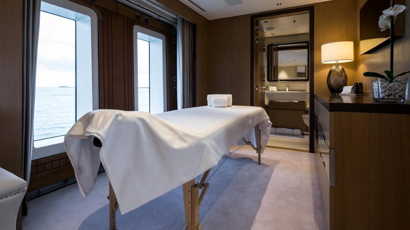 [M-CUSTOM-LUXURY-SUPERYACHT]-14330-112.jpg