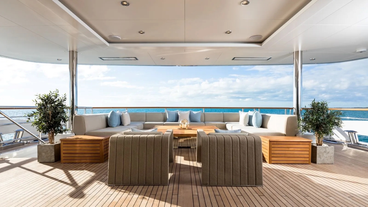 [M-CUSTOM-LUXURY-SUPERYACHT]-14330-98.jpg