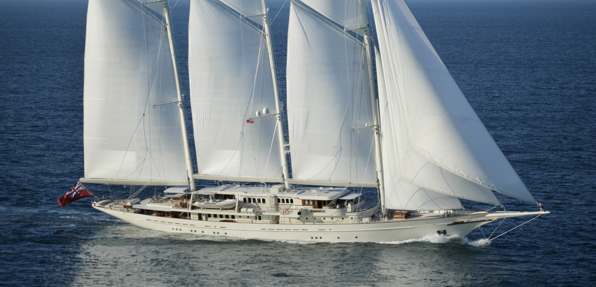[M-CUSTOM-SAILING-YACHT-BY-ROYAL-HUISMAN]-11796-10.jpg