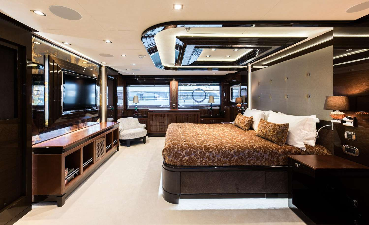 [M-CUSTOM-SUPERYACHT]-14331-11.png