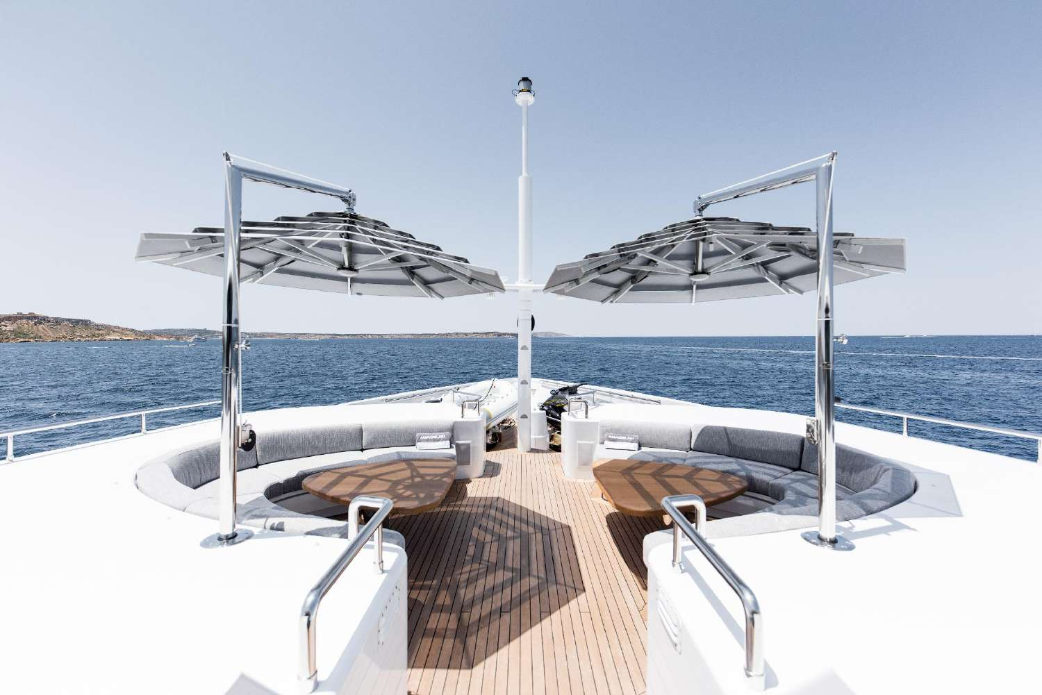 [M-CUSTOM-SUPERYACHT]-14331-6.png