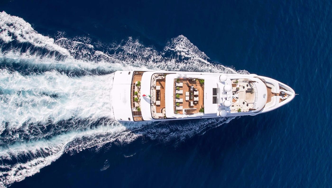 [M-CUSTOM-SUPERYACHT--BY-BENETTI]-11616-4.jpg