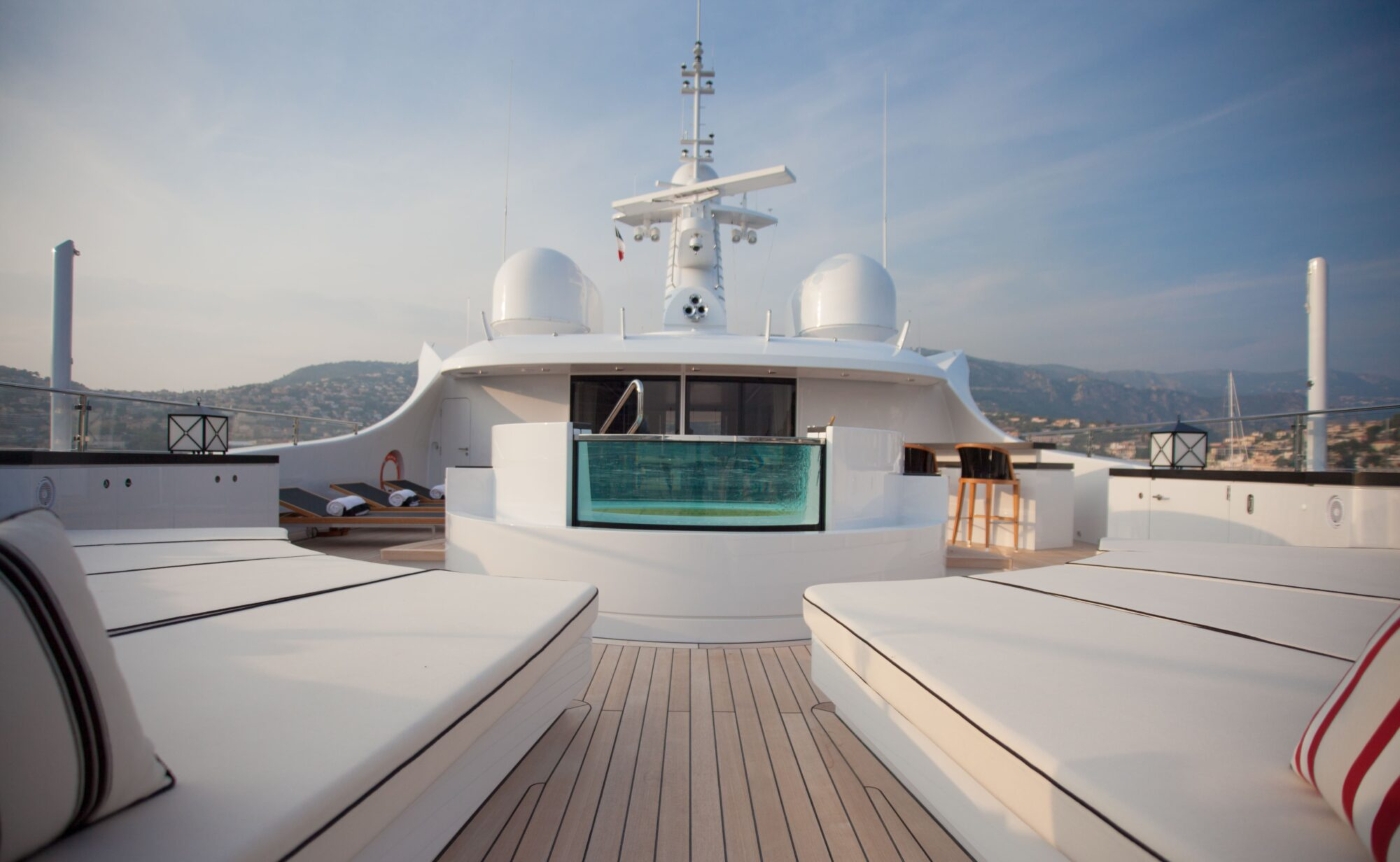 [M-CUSTOM-SUPERYACHT-BY-ADM-KIEL]-11813-10.jpg
