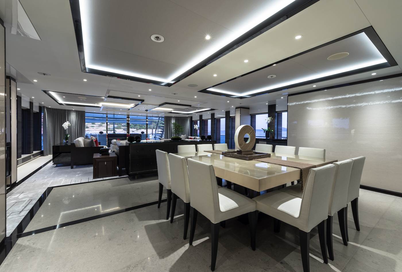 [M-CUSTOM-SUPERYACHT-BY-ALIA-YACHTS]-12828-10.jpg