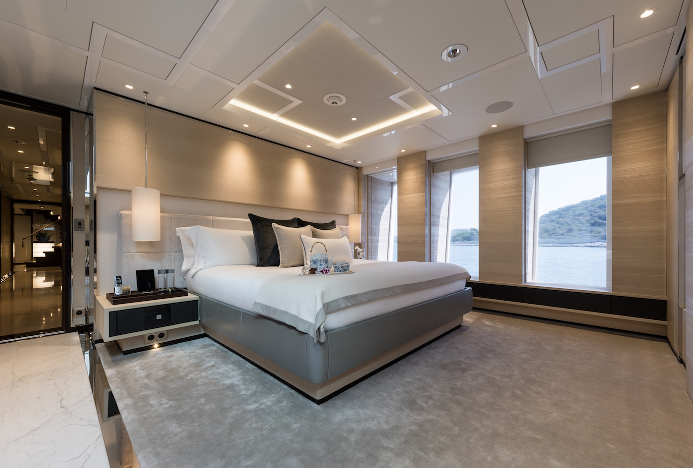 [M-CUSTOM-SUPERYACHT-BY-ALIA-YACHTS]-12828-19.jpg