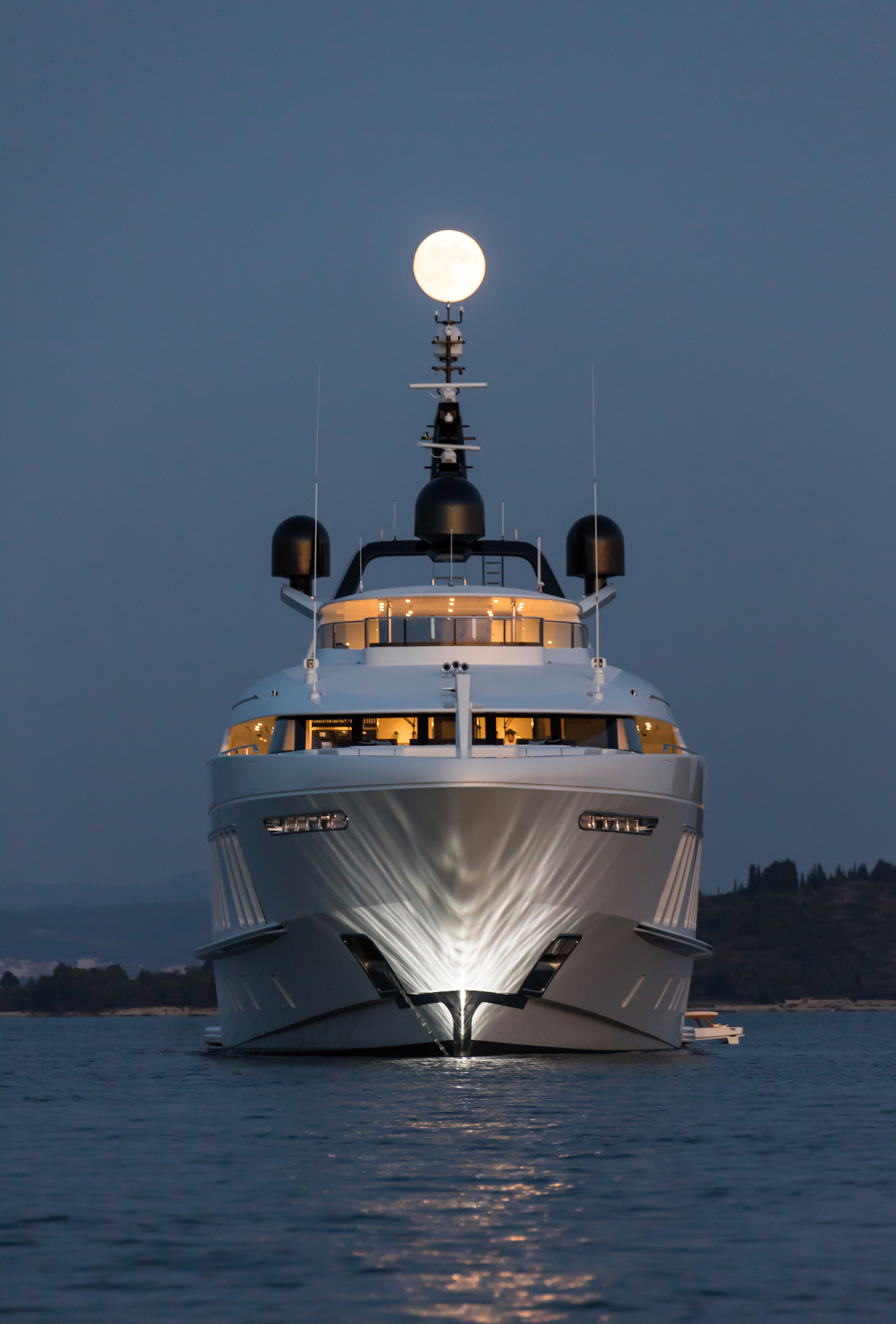 [M-CUSTOM-SUPERYACHT-BY-ALIA-YACHTS]-12828-24.jpg