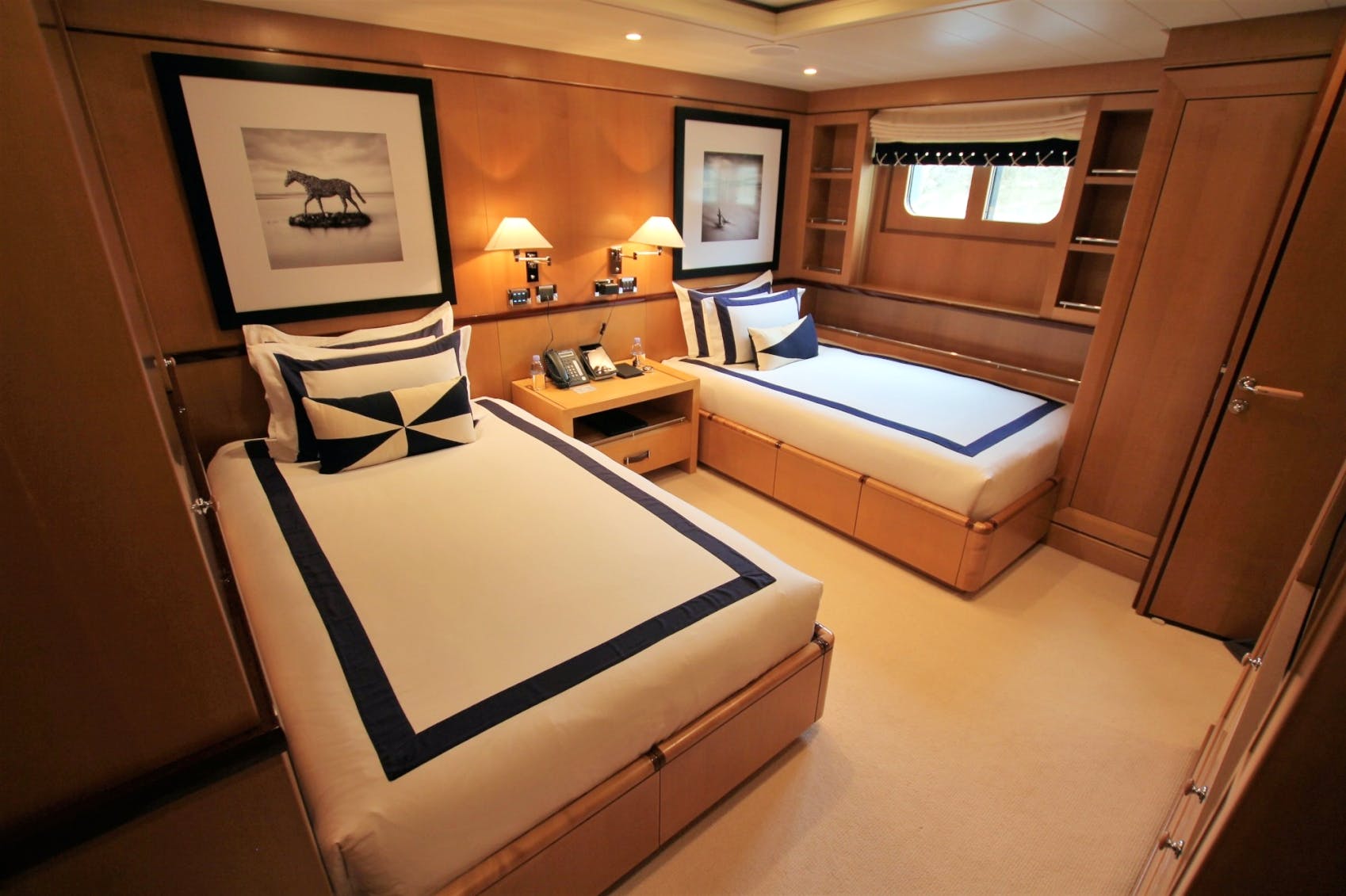 [M-CUSTOM-SUPERYACHT-BY-AMELS]-13034-17.jpg