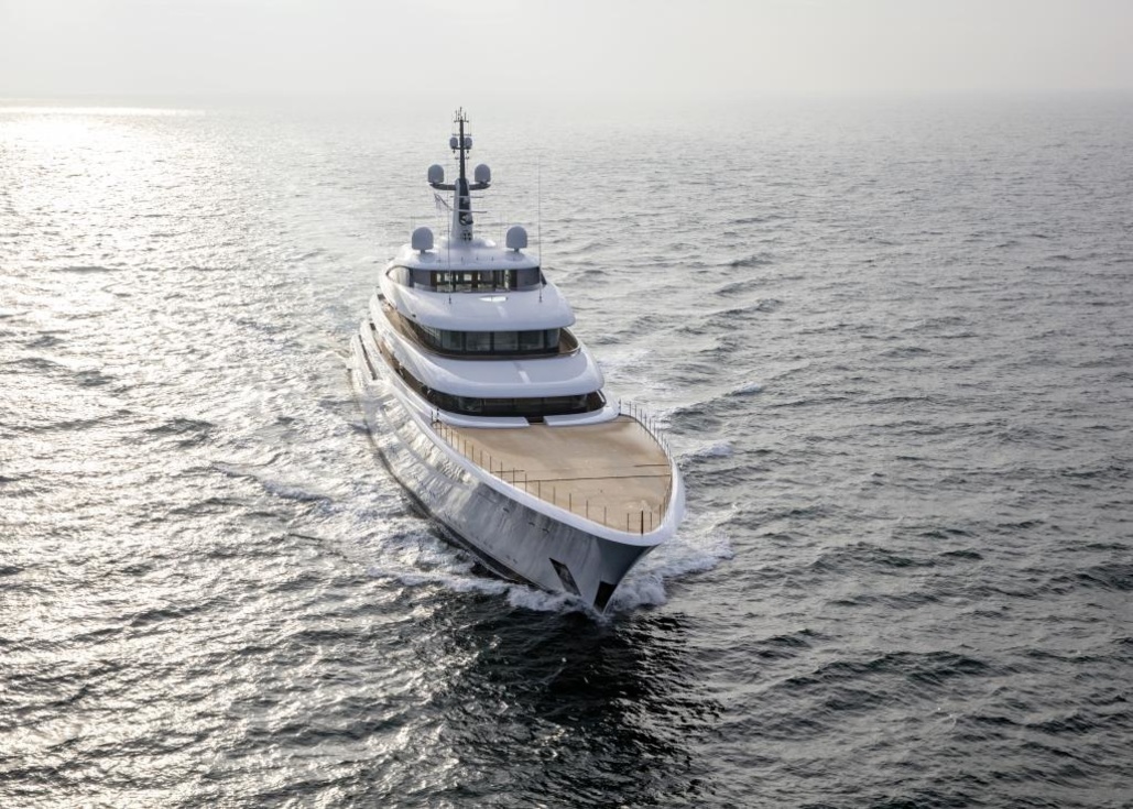 [M-CUSTOM-SUPERYACHT-BY-FEADSHIP]-13319-1.jpg