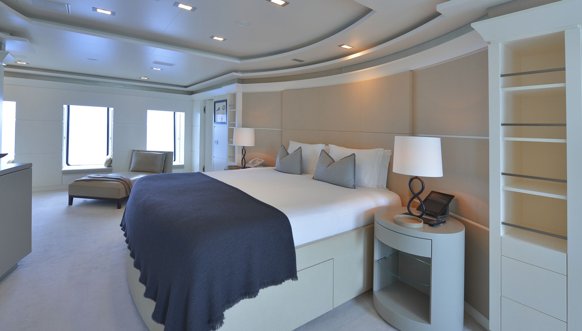 [M-CUSTOM-SUPERYACHT-BY-NOBISKRUG]-11819-6.jpg