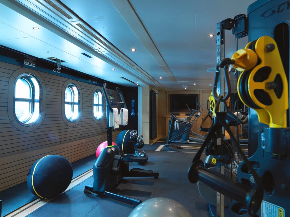 [M-CUSTOM-YACHT-BY-OCEANCO]-12783-11.jpg