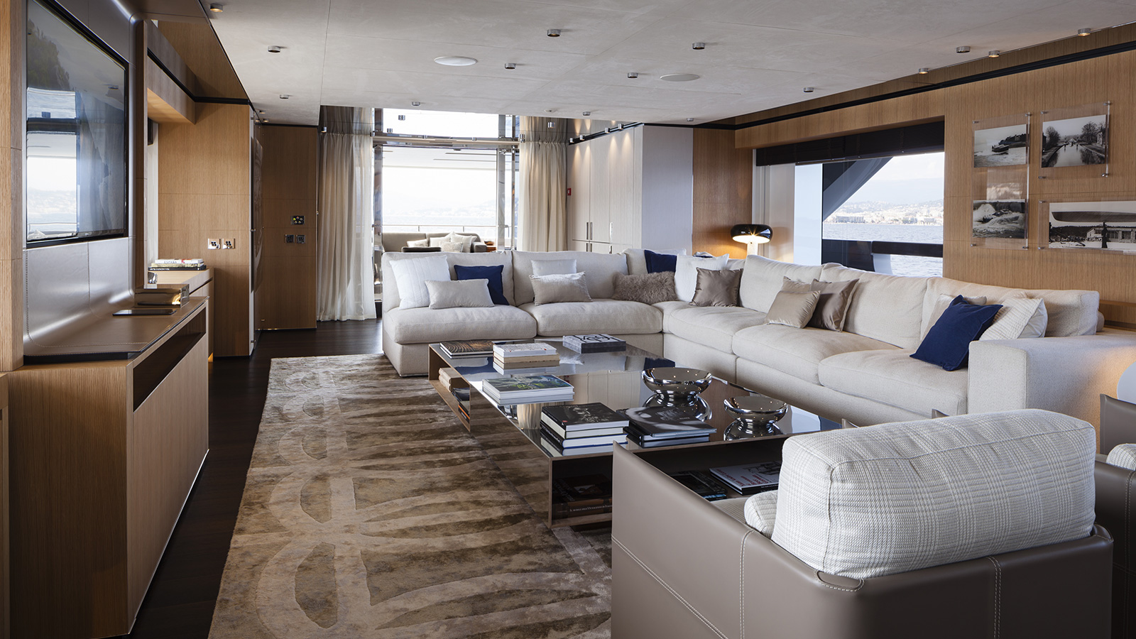 [M-DISPLACEMENT-SUPERYACHT-BY-BAGLIETTO]-11732-11.jpg