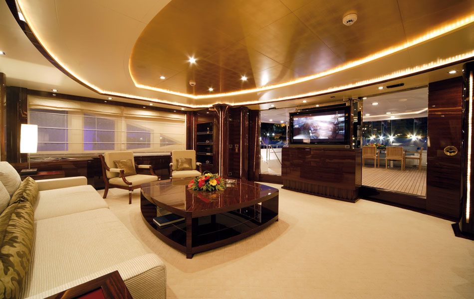 [M-LUXURY-CUSTOM-SUPERYACHT-BY-GOLDEN-YACHTS]-11916-13.jpg