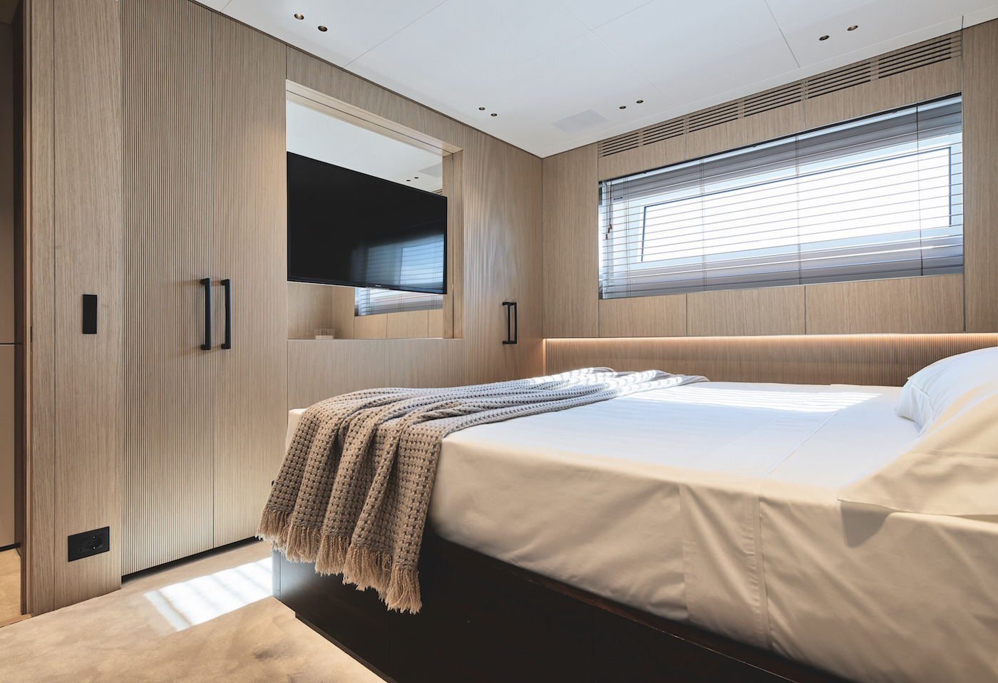[M-LUXURY-SUPERYACHT-BY-BENETTI]-13488-29.jpg
