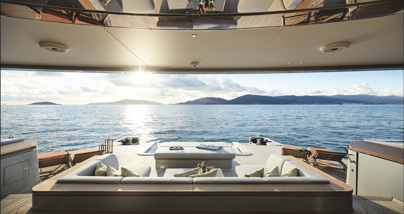 [M-LUXURY-SUPERYACHT-BY-BENETTI]-13488-34.jpg
