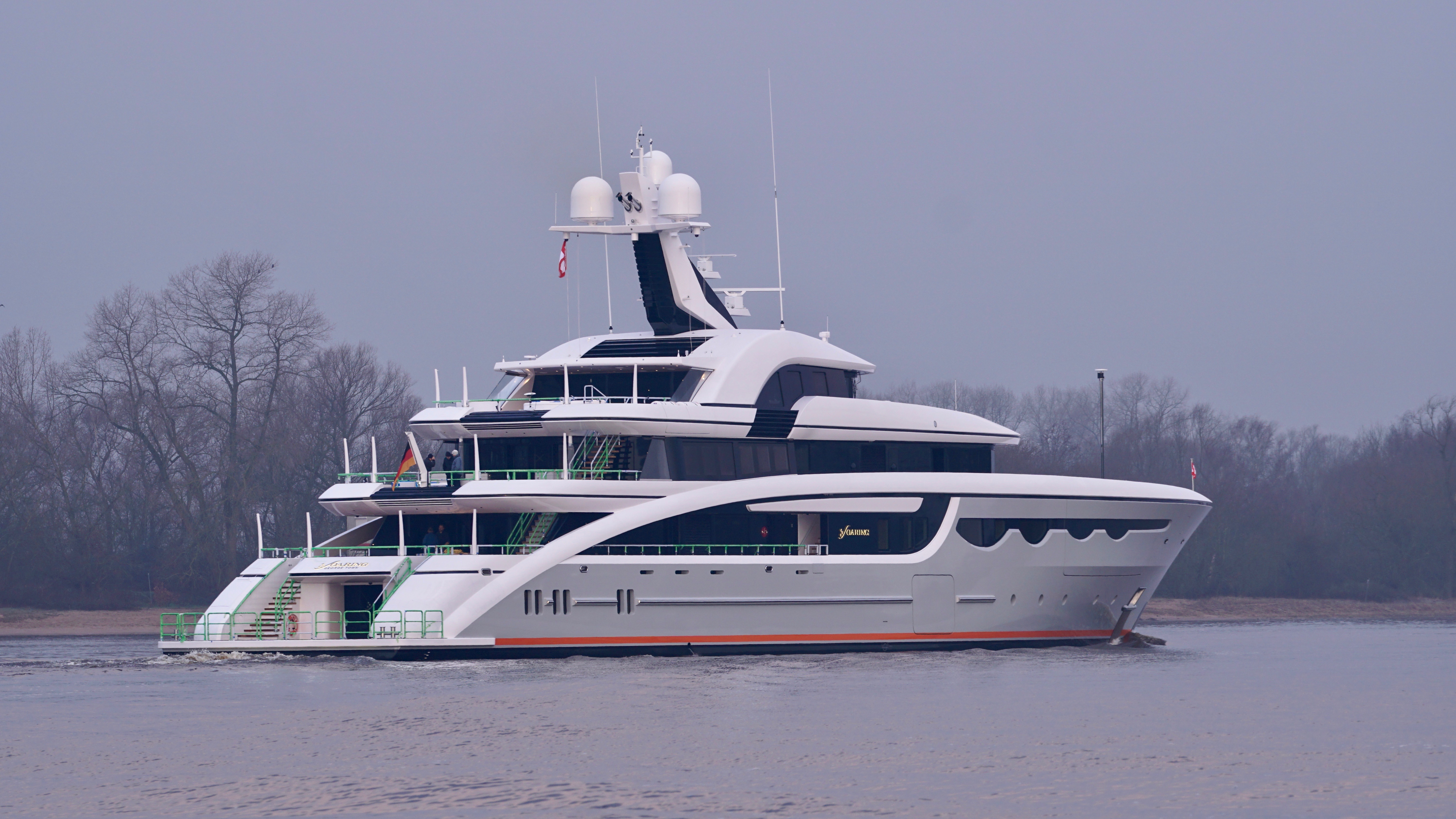 [M-LUXURY-YACHT-BY-ABEKING-RASMUSSEN]-12928-5.jpg