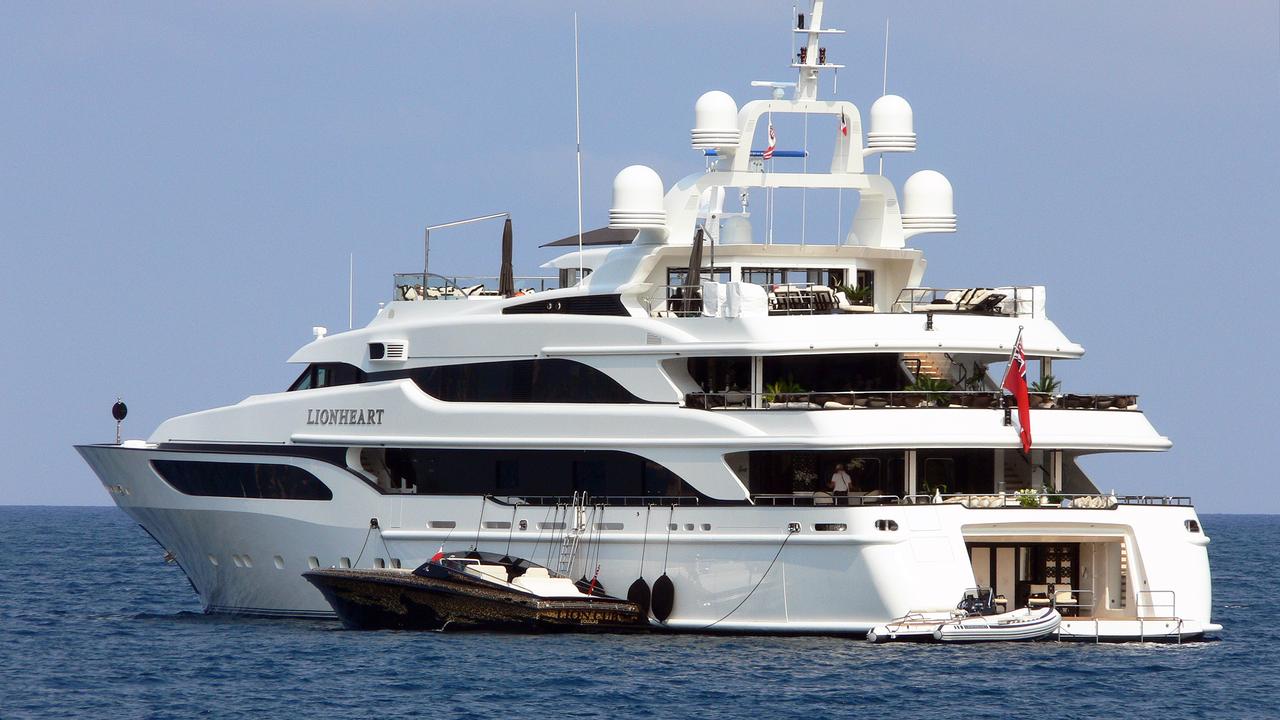 [M-LUXURY-YACHT-LIONESS-V-EX-LIONHEART]-10110-4.jpg