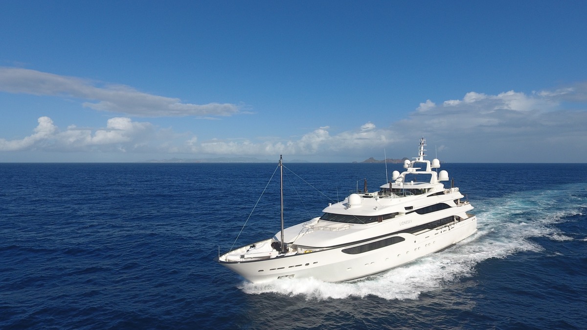 [M-LUXURY-YACHT-LIONESS-V-EX-LIONHEART]-10110-7.jpg