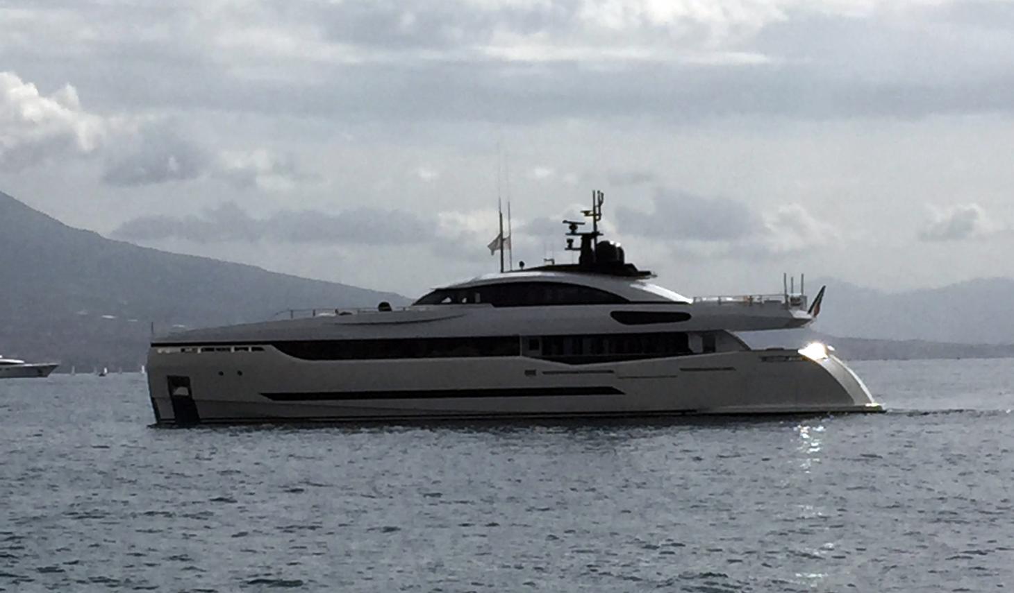 [M-MODERN-SUPERYACHT-BY-PALUMBO]-13452-23.jpg