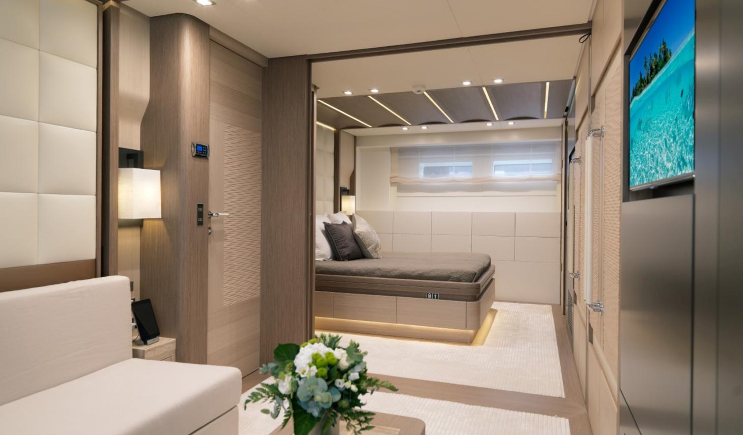 [M-MODERN-SUPERYACHT-BY-PALUMBO]-13452-9.jpg