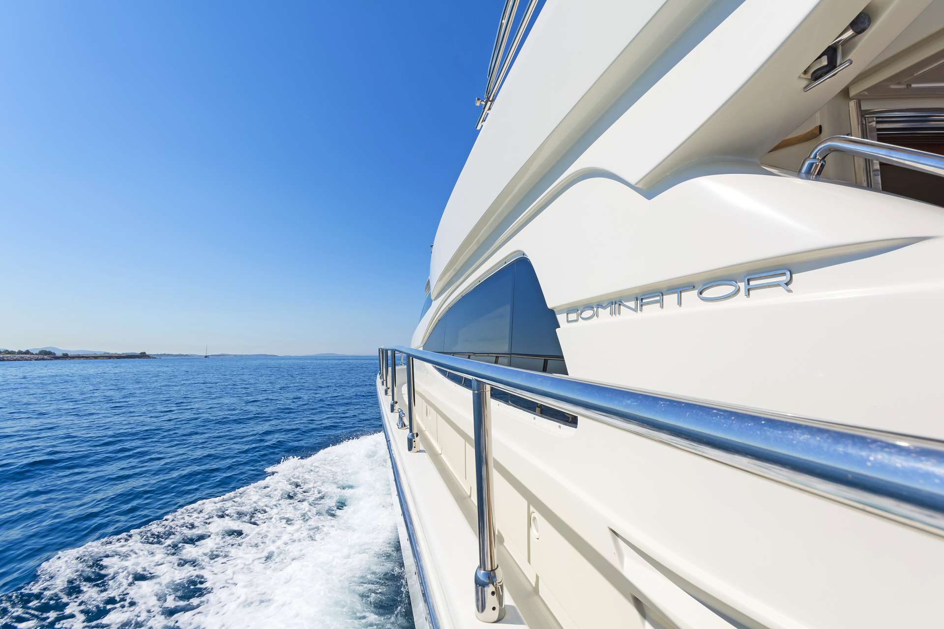 [M-MOTOR-YACHT-BELUGA]-11853-10.jpg