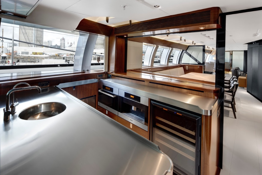 [M-PERFORMANCE-SAILING-YACHT-BY-ALLOY-YACHTS]-11820-9.jpg