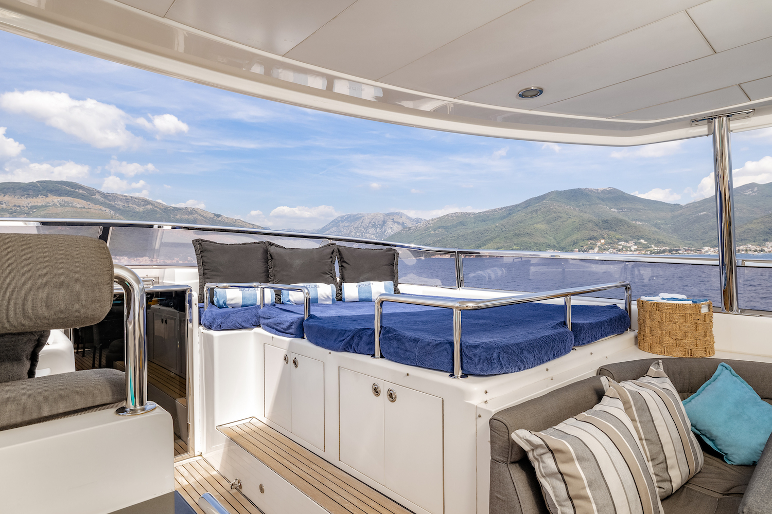 [MOTOR-YACHT-ANNABEL-II]-1470-14.jpg