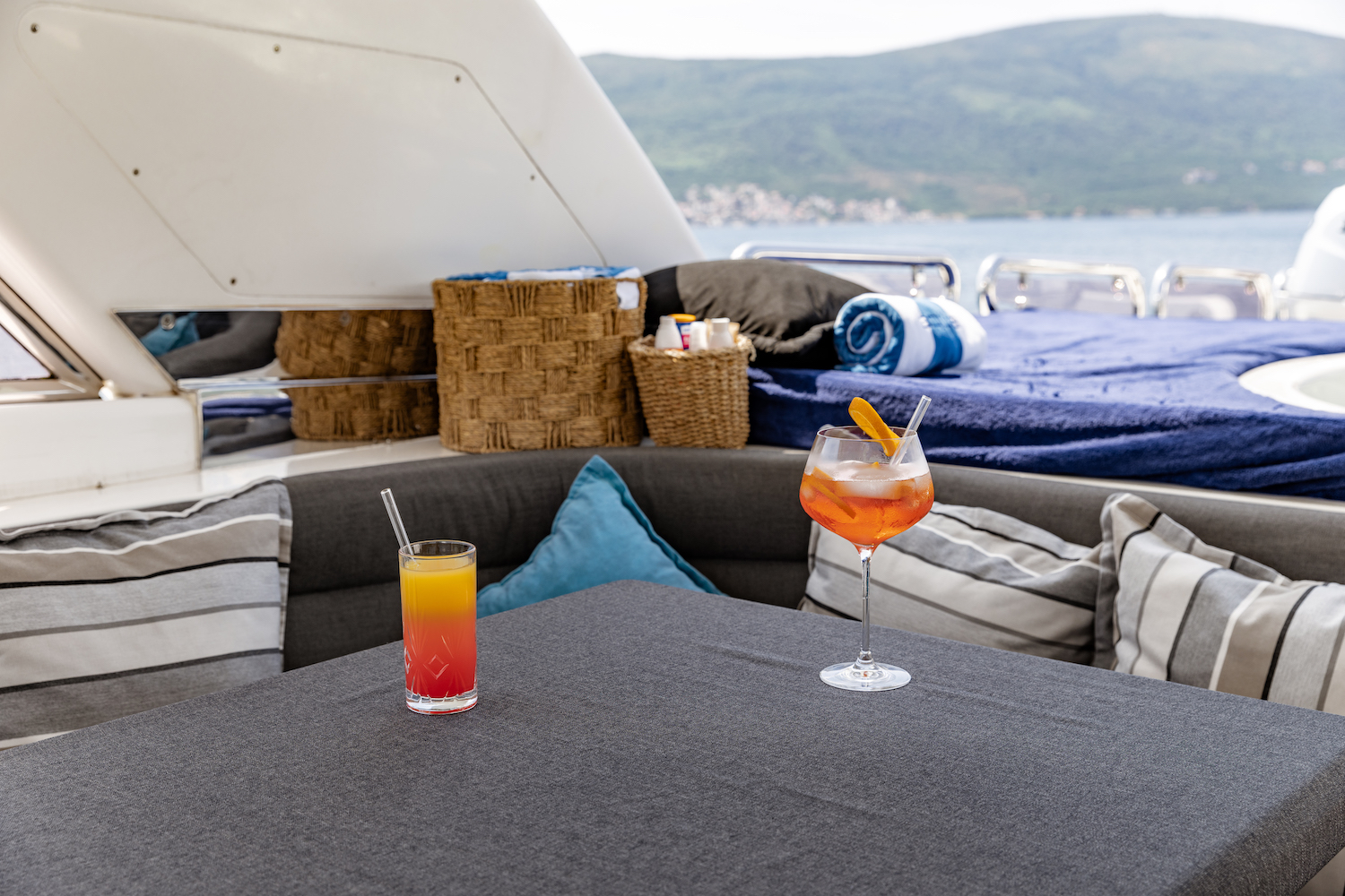 [MOTOR-YACHT-ANNABEL-II]-1470-34.jpg