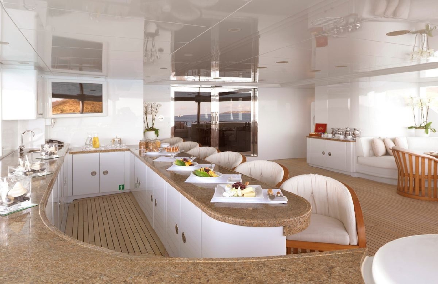 [MOTOR-YACHT-APOGEE]-1033-154.jpg