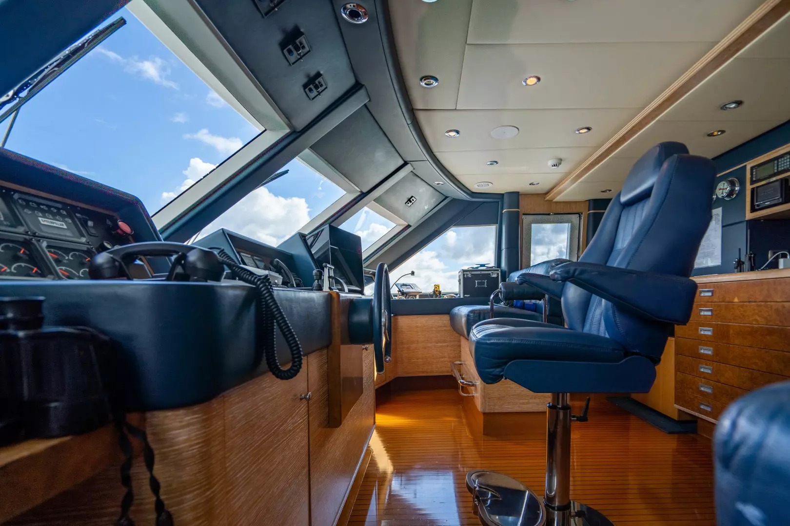 [MOTOR-YACHT-BALAJU]-1357-42.jpg