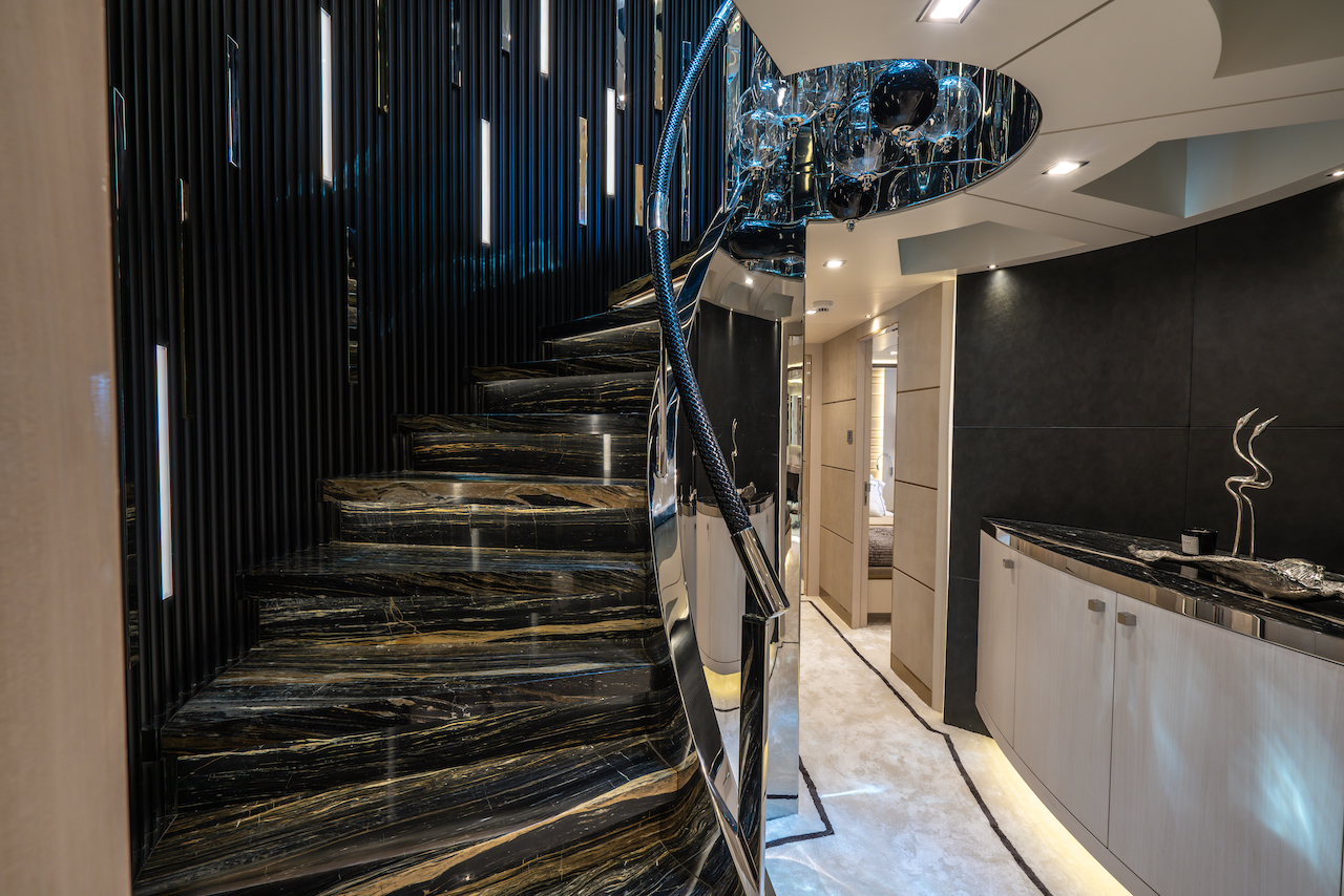 [MOTOR-YACHT-BILGIN]-10615-23.jpg