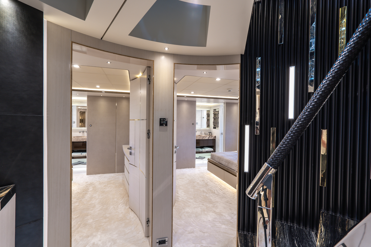 [MOTOR-YACHT-BILGIN]-10615-24.jpg