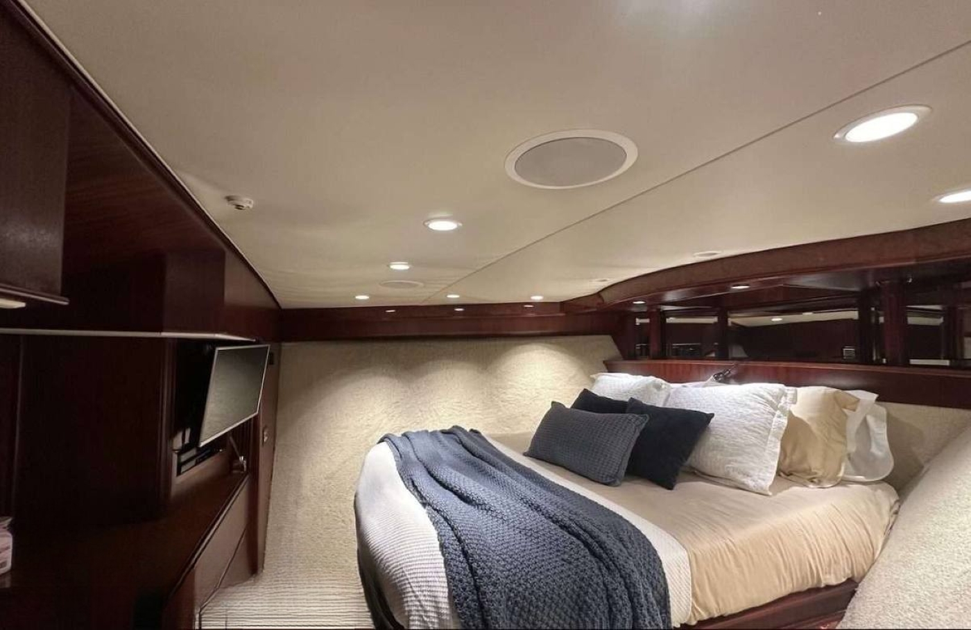 [MOTOR-YACHT-BLACKWOOD-EX-SERENDIPITY-REWARD-POSTIVE-CARRY-KRANTZDRIFT-AND-RACHELLE-COPY]-15556-47.jpg