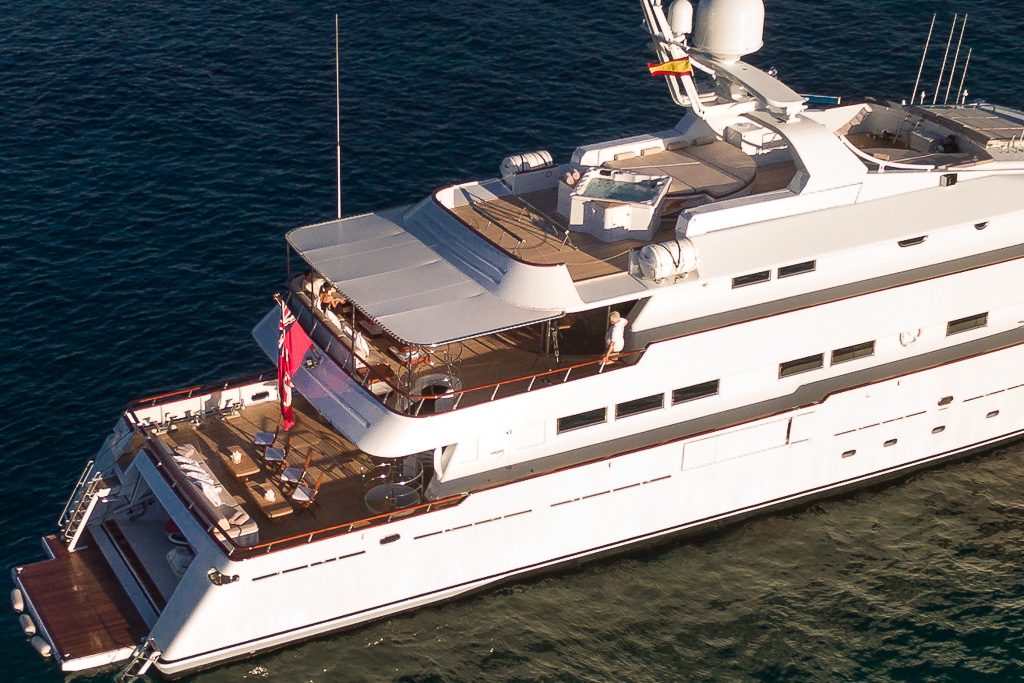 [MOTOR-YACHT-CD-TWO-EX-INDEPENDENT-OF-LONDON-COPY]-11772-5.jpg