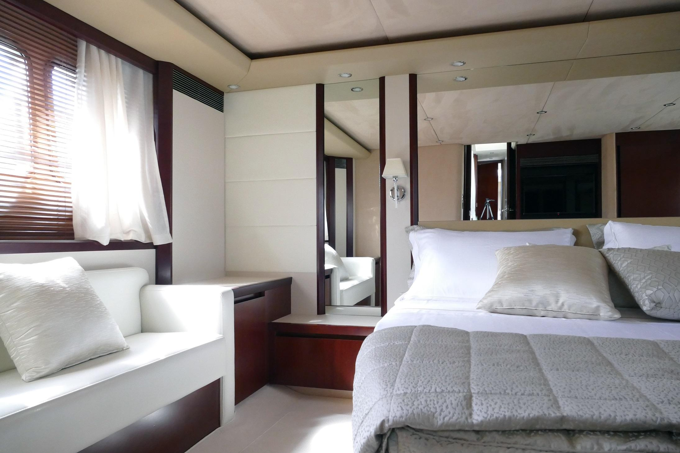[MOTOR-YACHT-DIN-IV]-11986-10.png