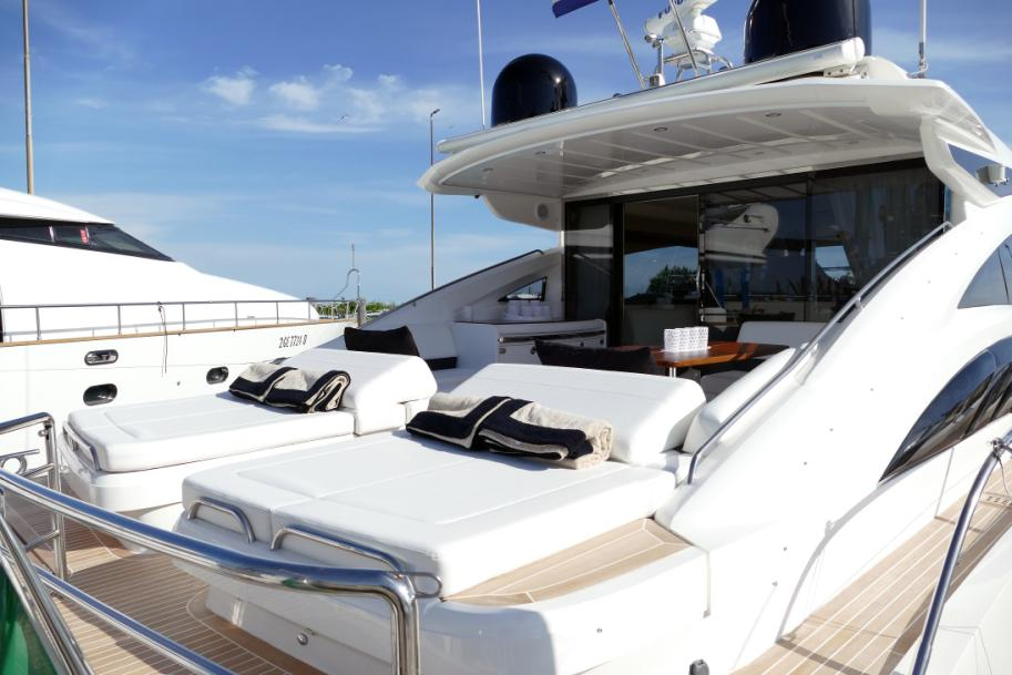 [MOTOR-YACHT-DIN-IV]-11986-2.png